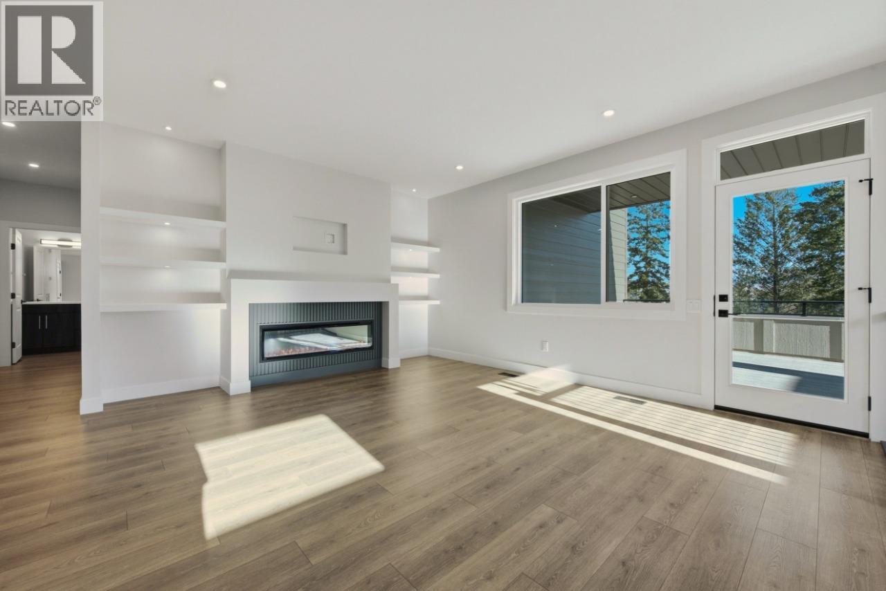 2083 Cortina Drive, Kelowna, British Columbia  V1P 1V1 - Photo 24 - 10402085
