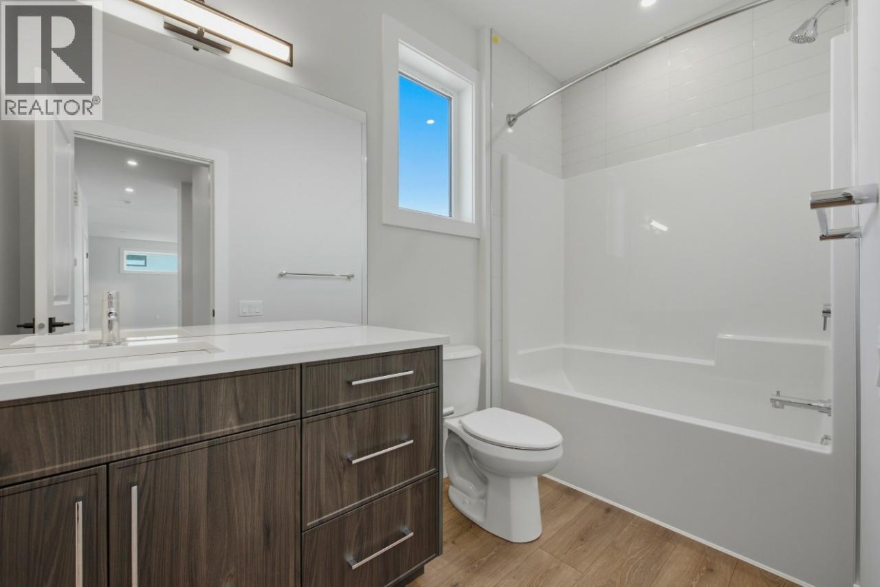2083 Cortina Drive, Kelowna, British Columbia  V1P 1V1 - Photo 52 - 10402085