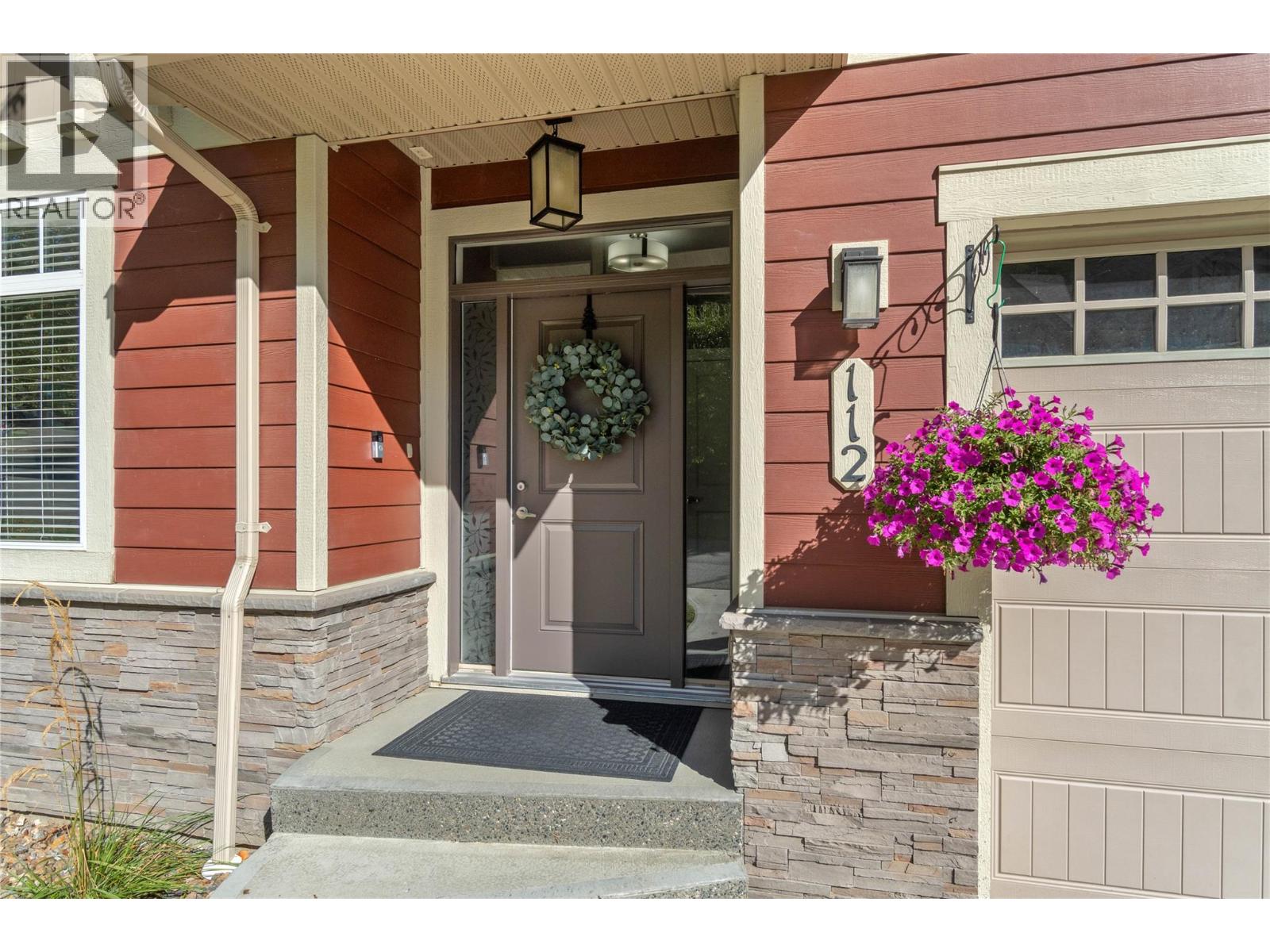 1939 Coldwater Drive Unit# 112, Kamloops, British Columbia  V2E 0B3 - Photo 3 - 10402066