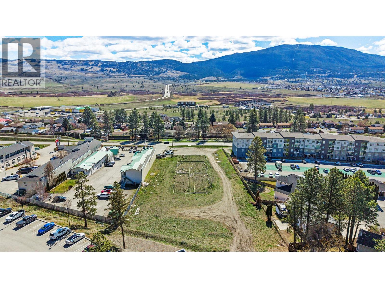 3551 Voght Street, Merritt, British Columbia  V1K 1B8 - Photo 15 - 10402048
