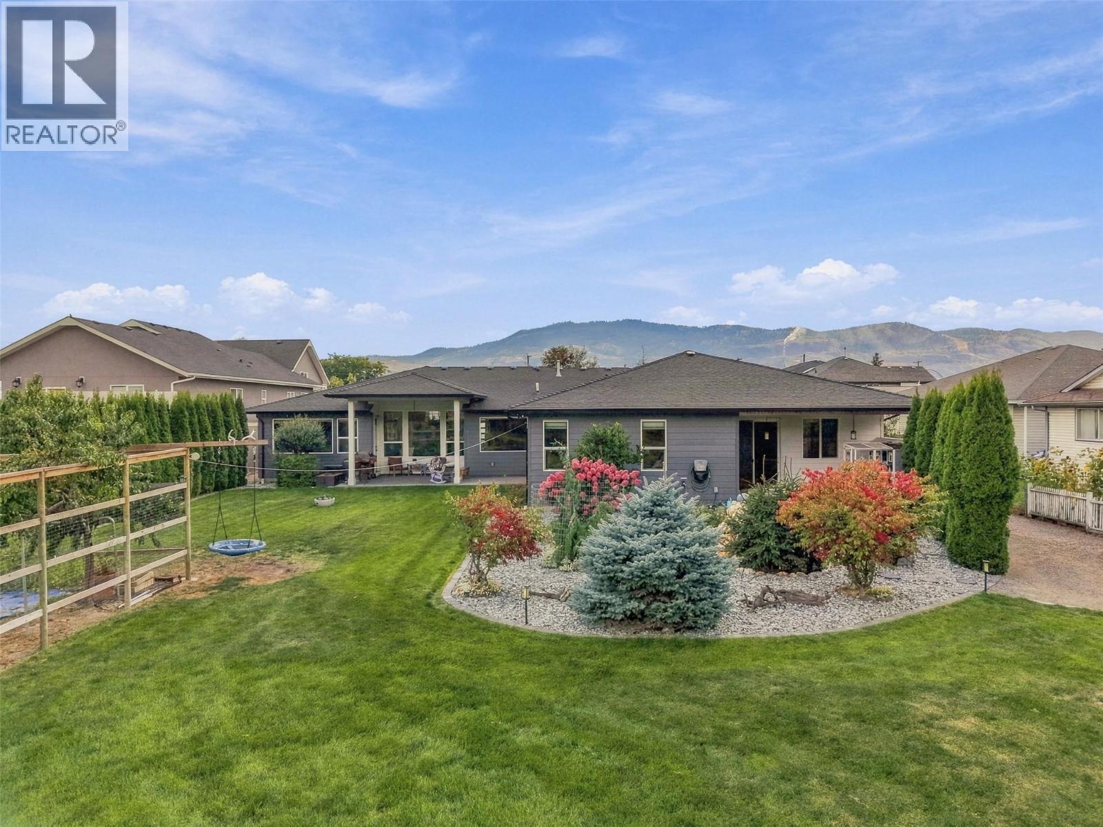 1848 Parkcrest Avenue, Kamloops, British Columbia  V2B 4W9 - Photo 1 - 10401829