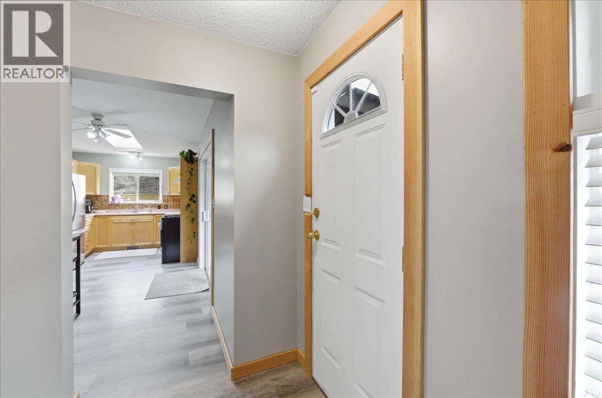 258 2nd Avenue, Trail, British Columbia  V1R 4V3 - Photo 12 - 10402113