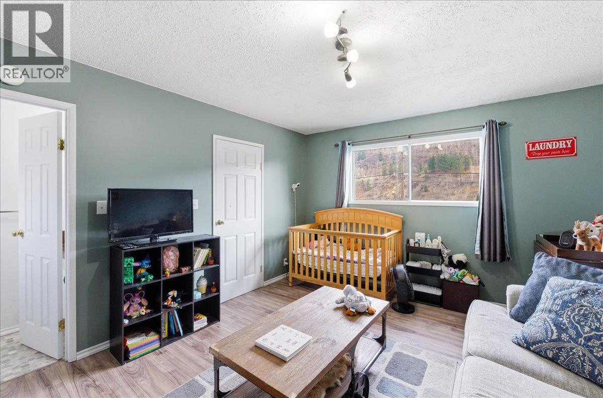258 2nd Avenue, Trail, British Columbia  V1R 4V3 - Photo 33 - 10402113
