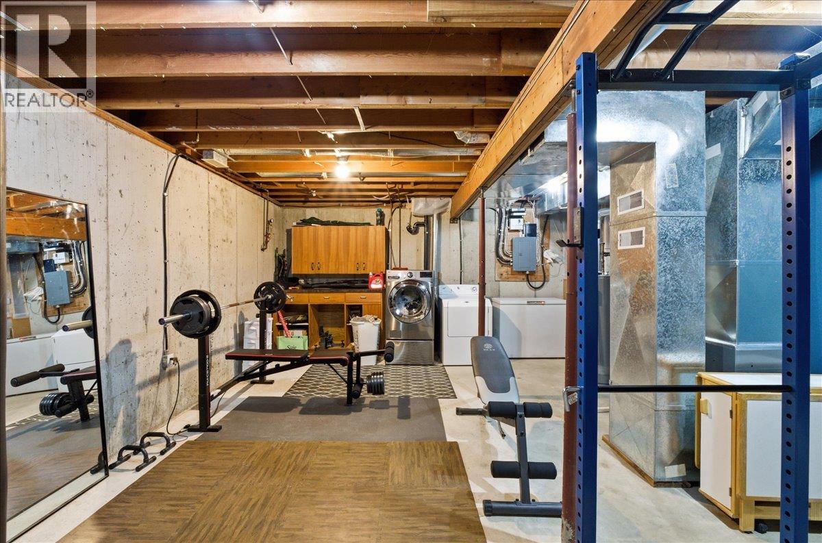 258 2nd Avenue, Trail, British Columbia  V1R 4V3 - Photo 38 - 10402113