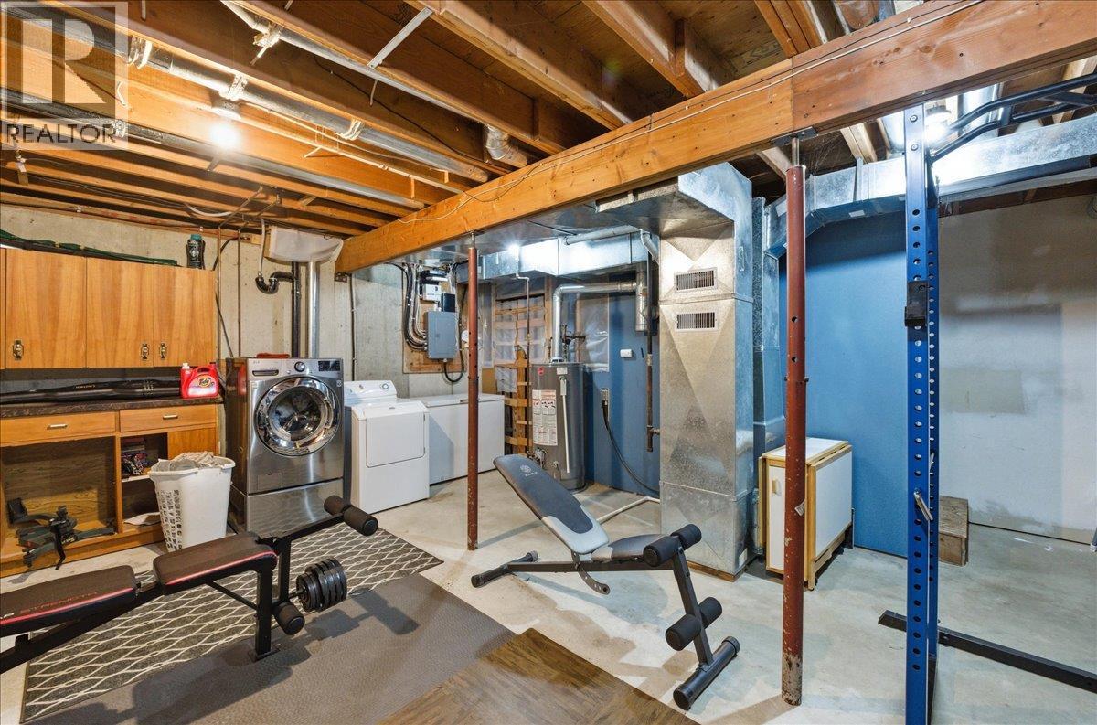 258 2nd Avenue, Trail, British Columbia  V1R 4V3 - Photo 39 - 10402113