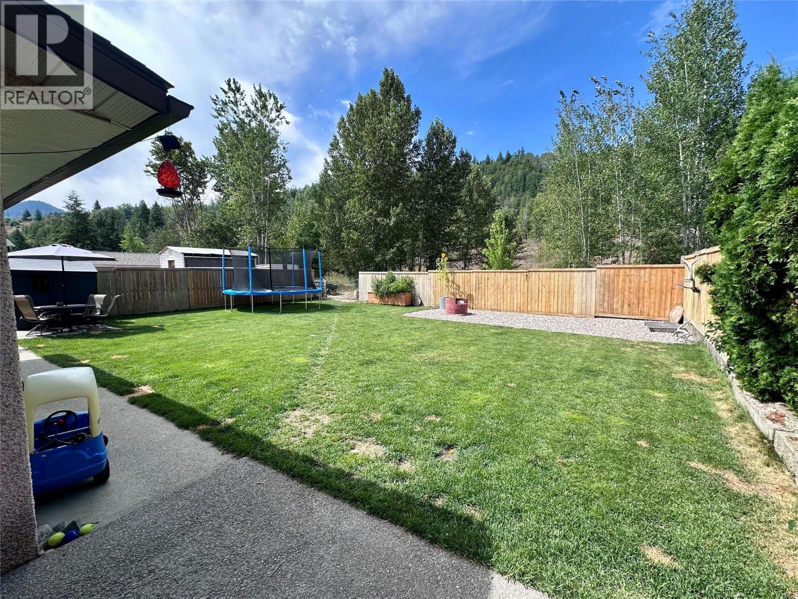 258 2nd Avenue, Trail, British Columbia  V1R 4V3 - Photo 55 - 10402113