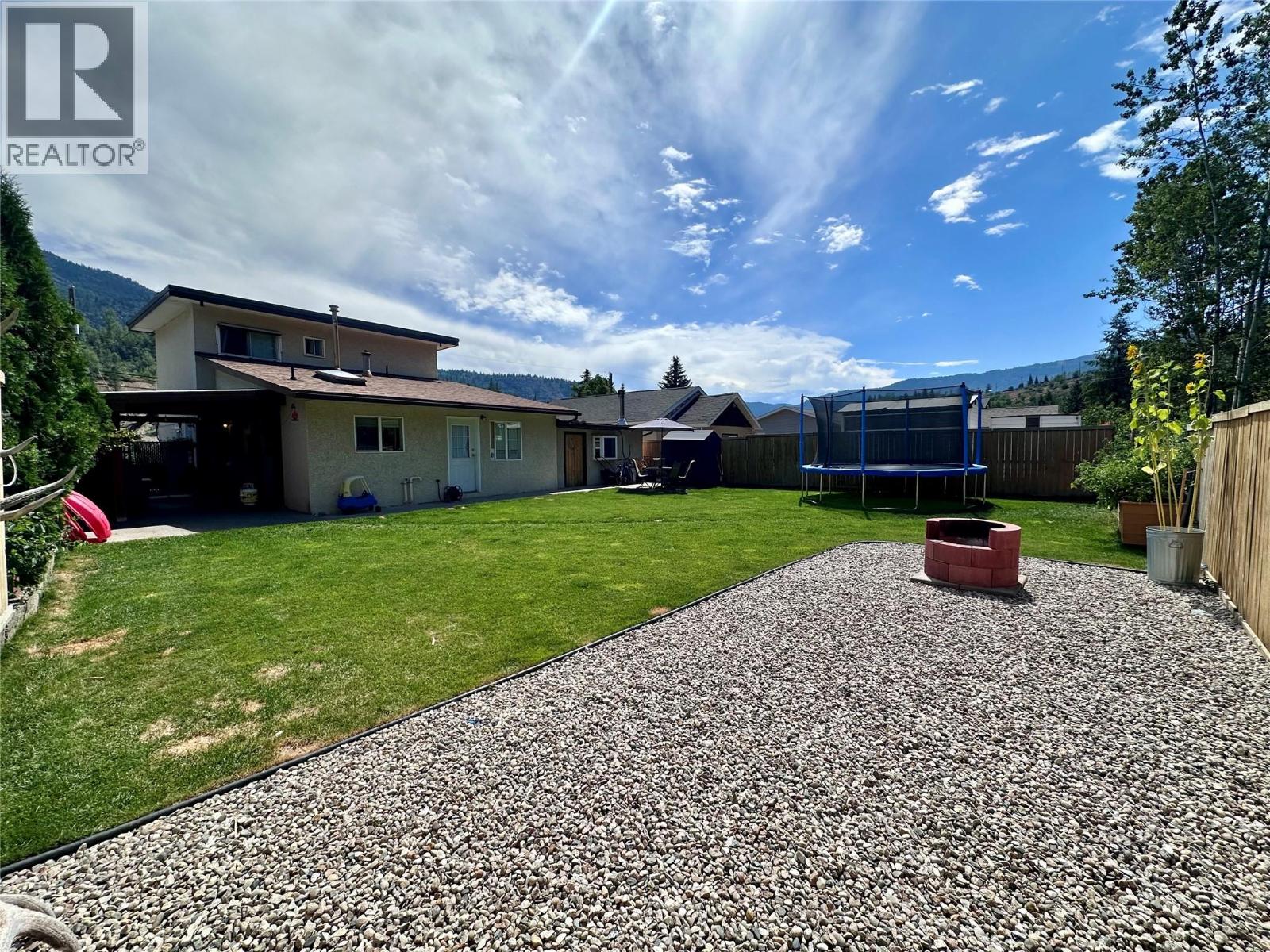 258 2nd Avenue, Trail, British Columbia  V1R 4V3 - Photo 56 - 10402113