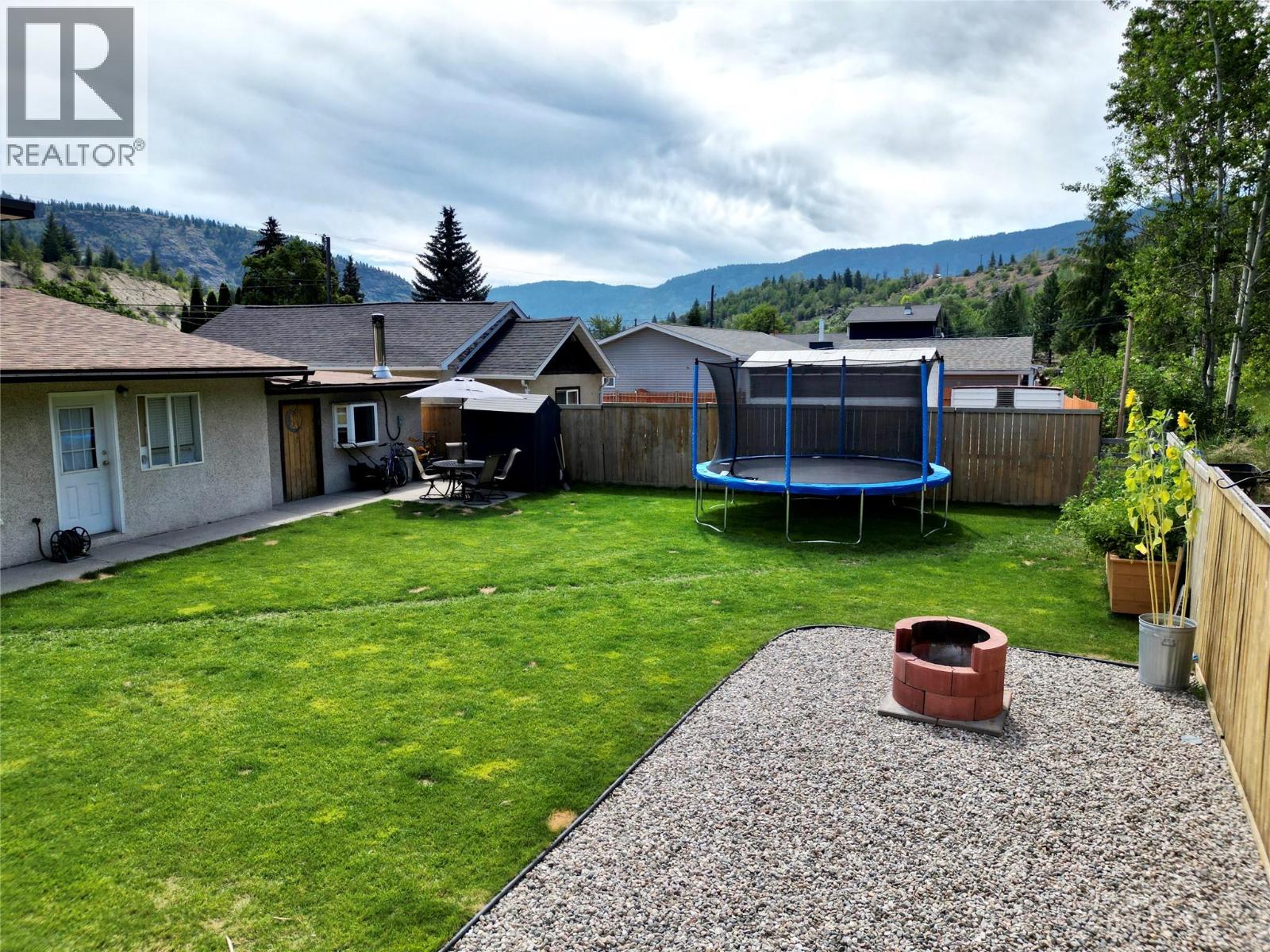258 2nd Avenue, Trail, British Columbia  V1R 4V3 - Photo 58 - 10402113