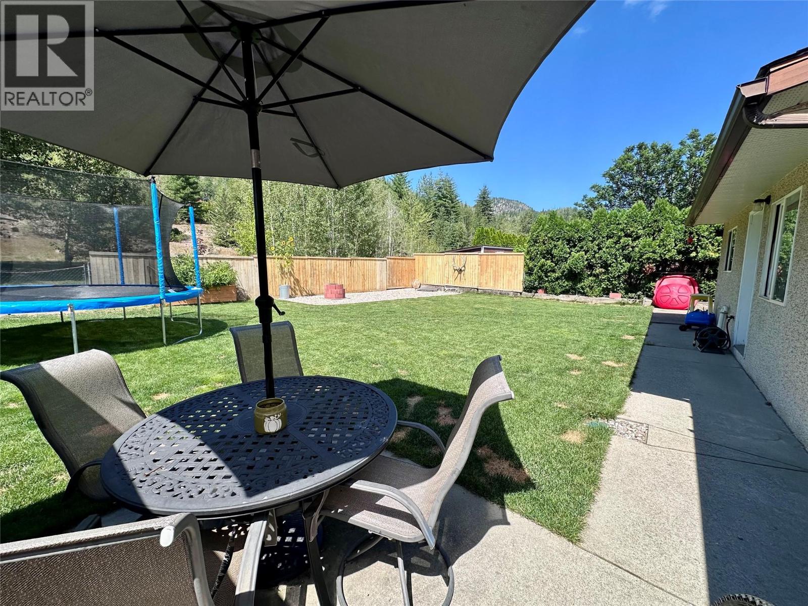 258 2nd Avenue, Trail, British Columbia  V1R 4V3 - Photo 59 - 10402113