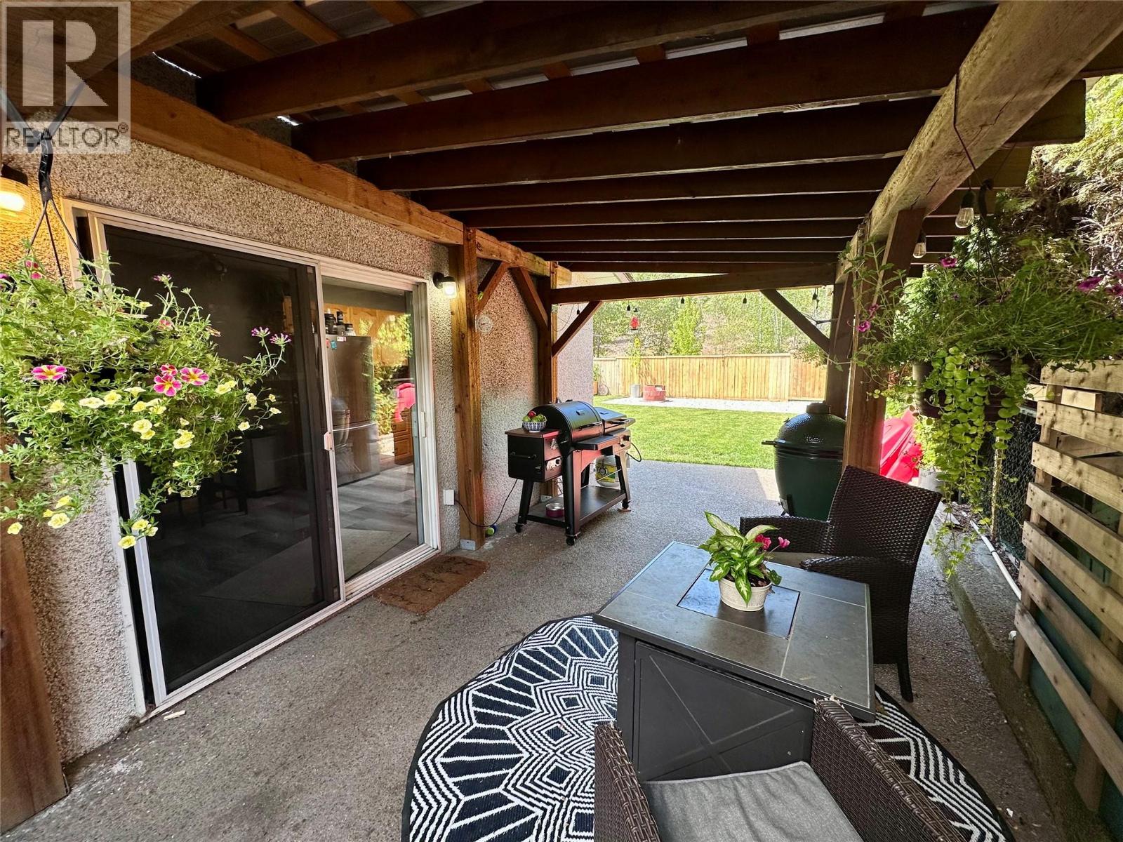 258 2nd Avenue, Trail, British Columbia  V1R 4V3 - Photo 6 - 10402113