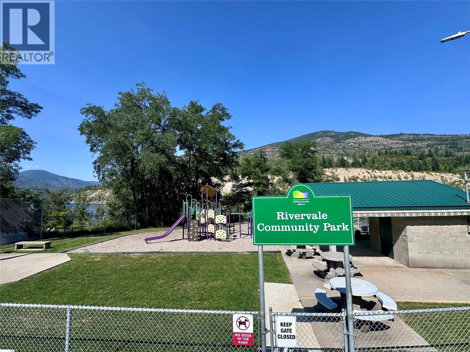 258 2nd Avenue, Trail, British Columbia  V1R 4V3 - Photo 74 - 10402113