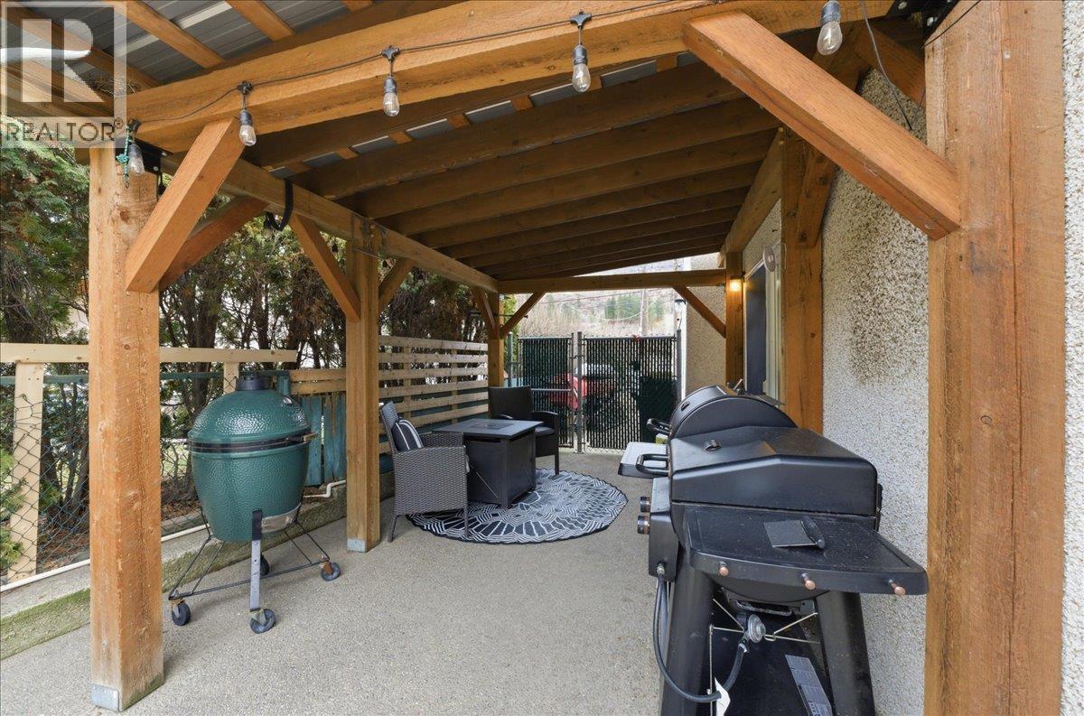 258 2nd Avenue, Trail, British Columbia  V1R 4V3 - Photo 8 - 10402113