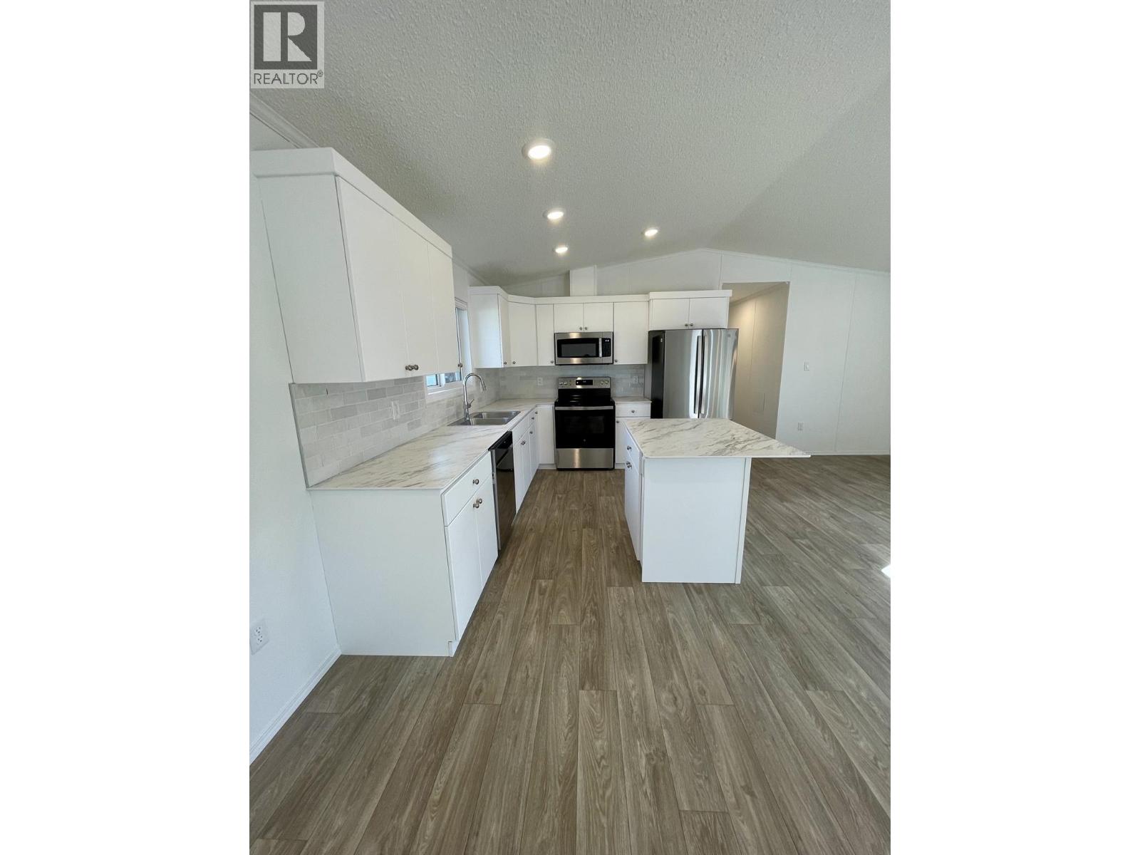 100 Industrial Road 1 Road Unit# 80, Sparwood, British Columbia  V0B 2G3 - Photo 4 - 10402037