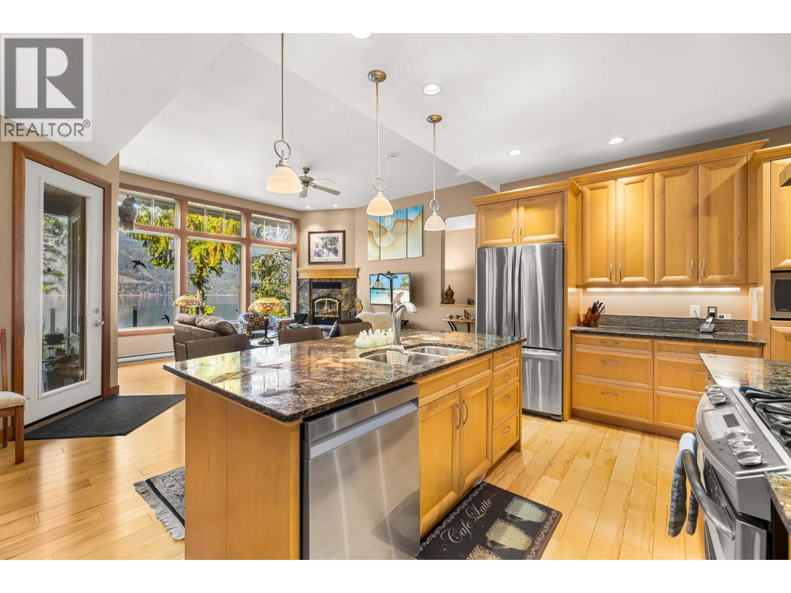 487 Walkers Landing Road, Riondel, British Columbia  V0B 2B0 - Photo 15 - 10402116