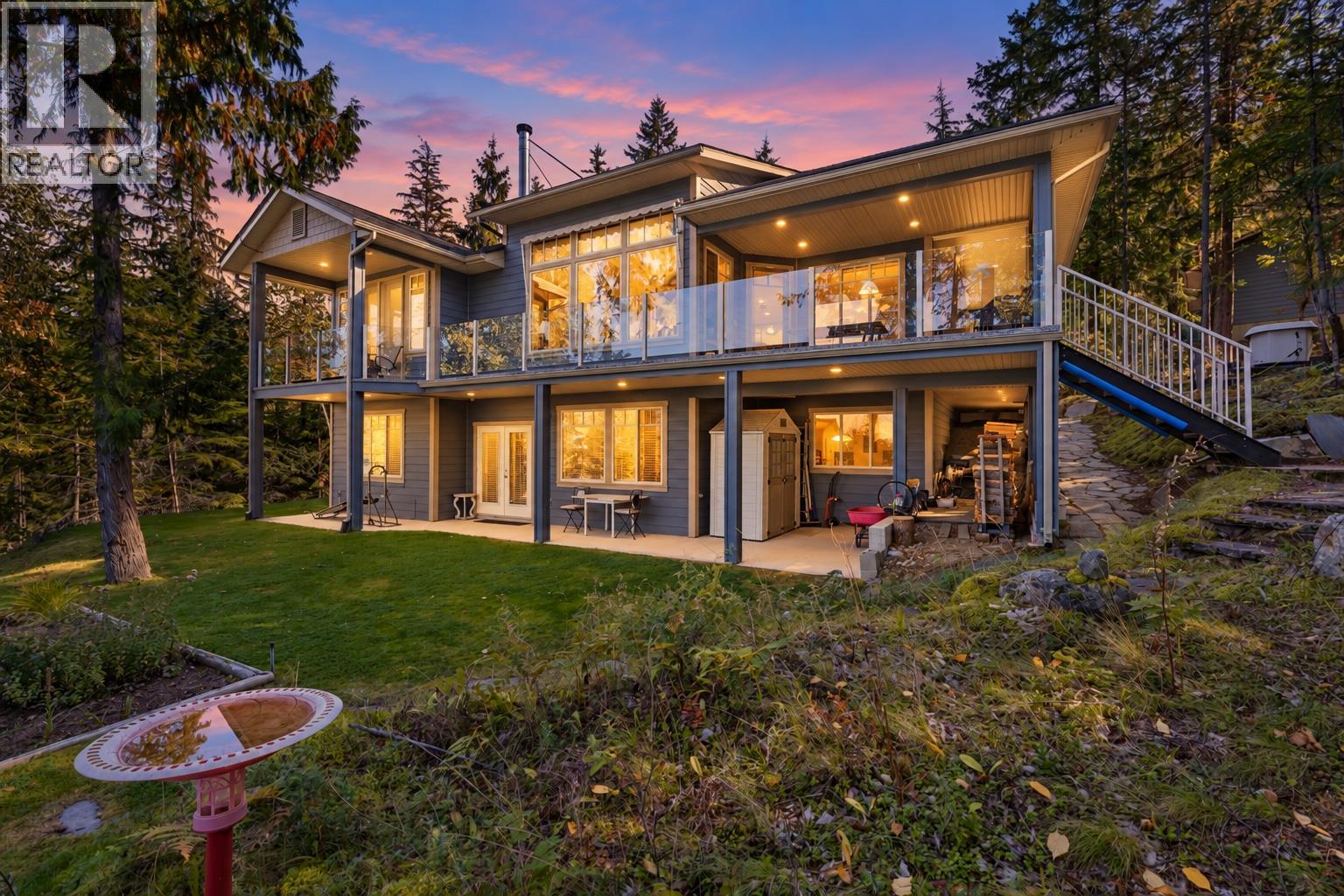 487 Walkers Landing Road, Riondel, British Columbia  V0B 2B0 - Photo 2 - 10402116