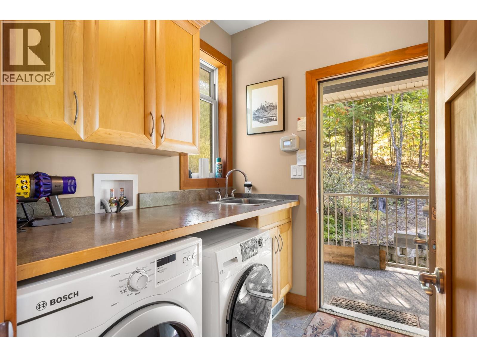 487 Walkers Landing Road, Riondel, British Columbia  V0B 2B0 - Photo 24 - 10402116