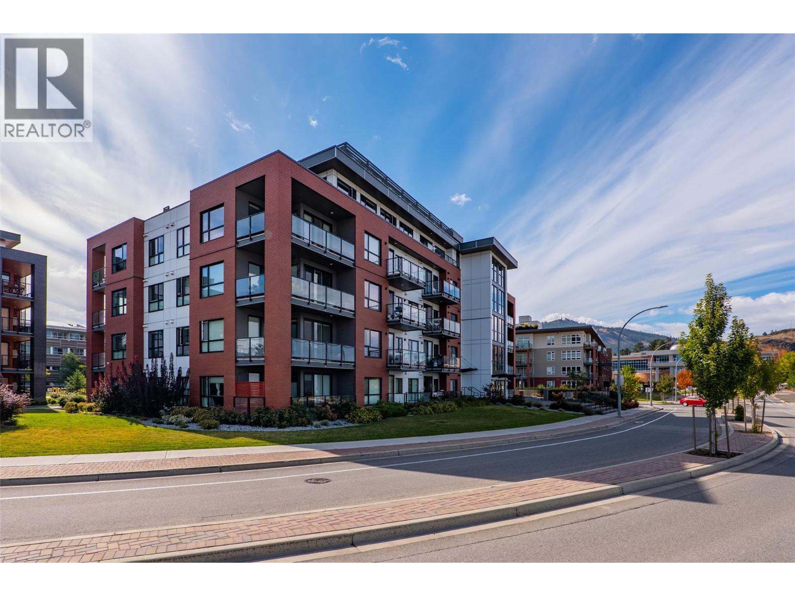 875 University Drive Unit# 203, Kamloops, British Columbia  V2C 0J8 - Photo 1 - 10402090
