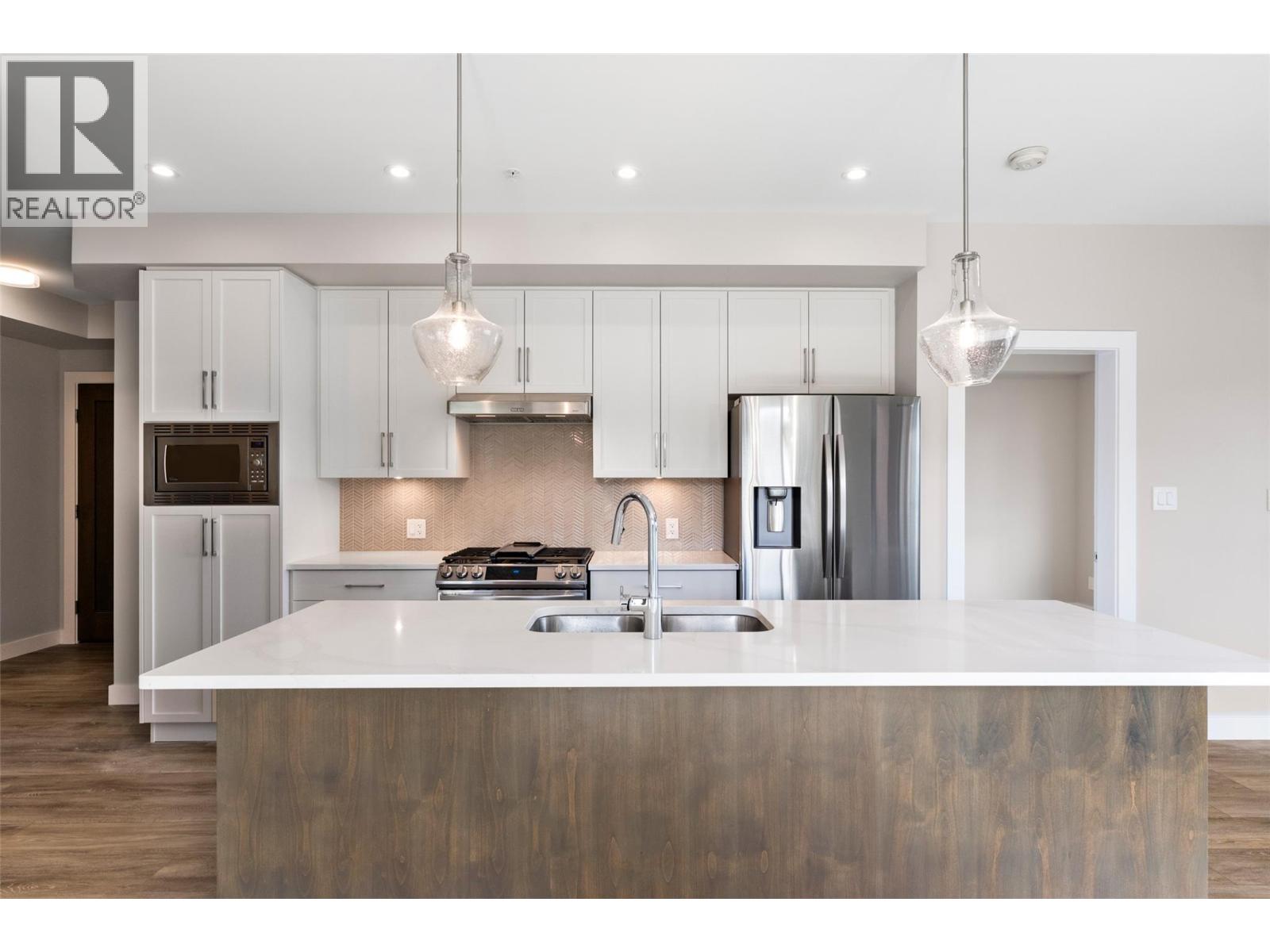 875 University Drive Unit# 203, Kamloops, British Columbia  V2C 0J8 - Photo 7 - 10402090