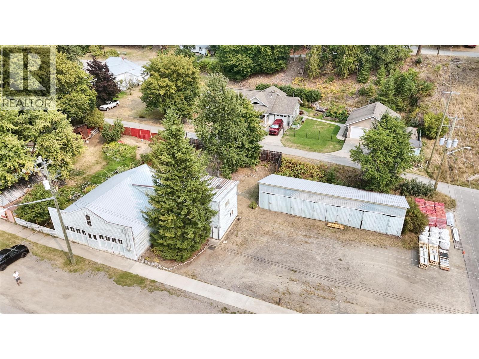 306 & 310 Lake Avenue, Silverton, British Columbia  V0G 1S0 - Photo 1 - 10402142