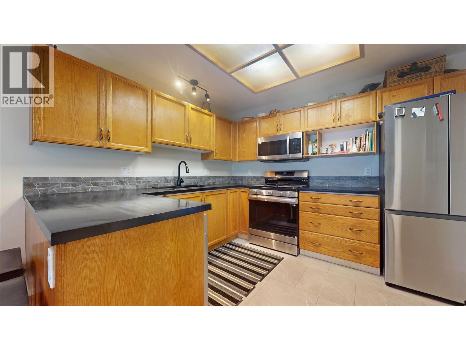 2375 1st Street S Unit# 15, Cranbrook, British Columbia  V1C 6J7 - Photo 9 - 10402109