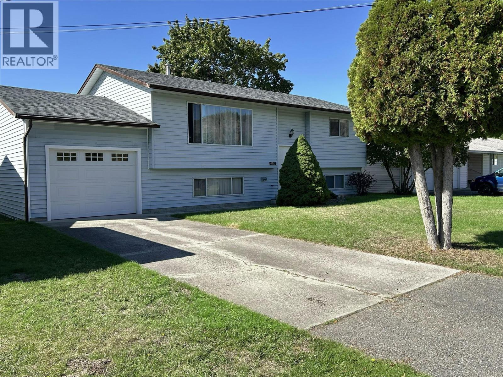 6683 18th Street, Grand Forks, British Columbia  V0H 1H0 - Photo 1 - 10401795