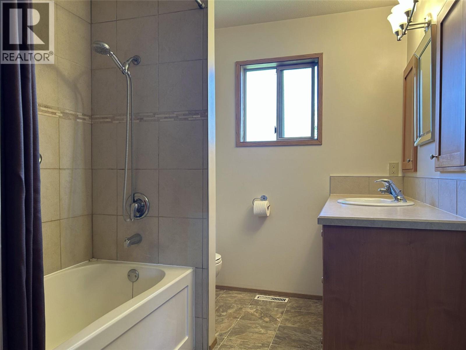 6683 18th Street, Grand Forks, British Columbia  V0H 1H0 - Photo 15 - 10401795