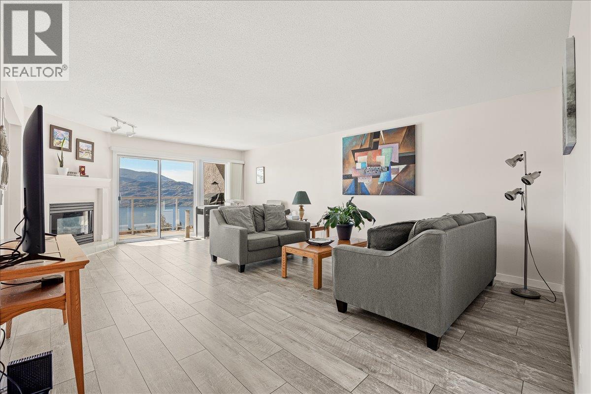 4630a Ponderosa Drive Unit# 106, Peachland, British Columbia  V0H 1X5 - Photo 5 - 10402083