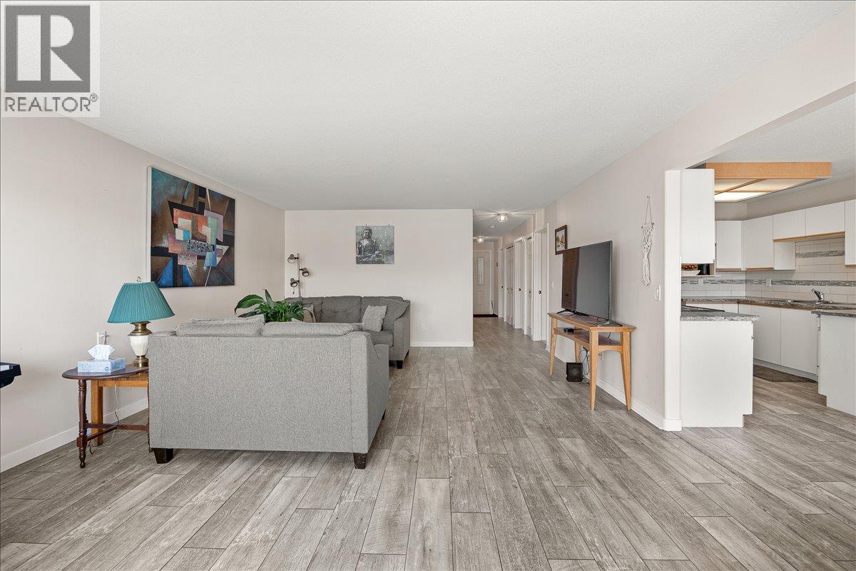 4630a Ponderosa Drive Unit# 106, Peachland, British Columbia  V0H 1X5 - Photo 9 - 10402083