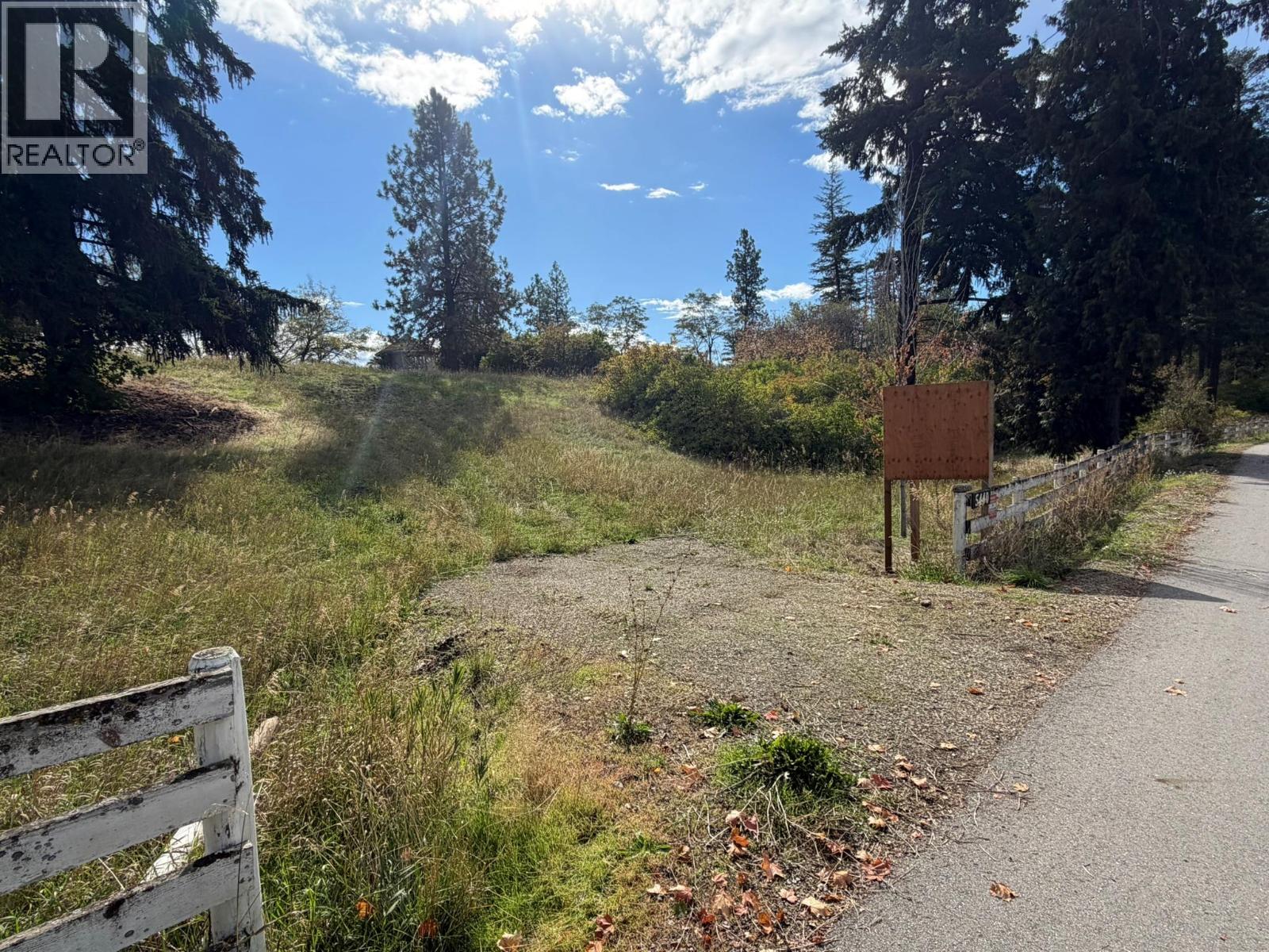5440 Silver Star Road, Vernon, British Columbia  V1B 3K4 - Photo 13 - 10402078