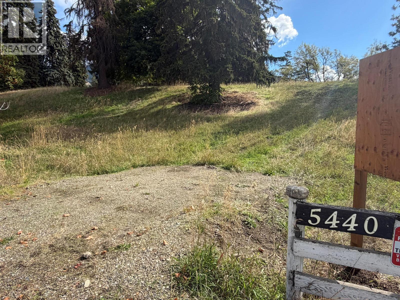 5440 Silver Star Road, Vernon, British Columbia  V1B 3K4 - Photo 18 - 10402078