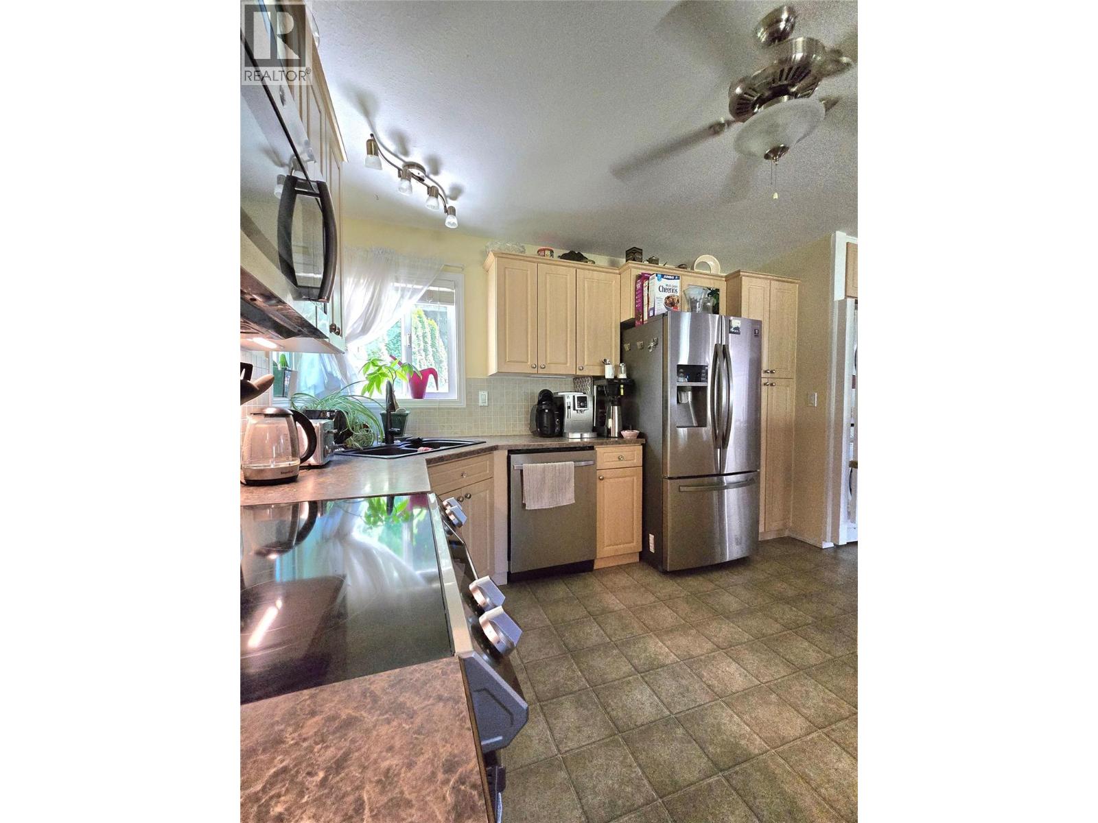 8758 Holding Road Unit# 14, Adams Lake, British Columbia  V0E 1M2 - Photo 23 - 10402149