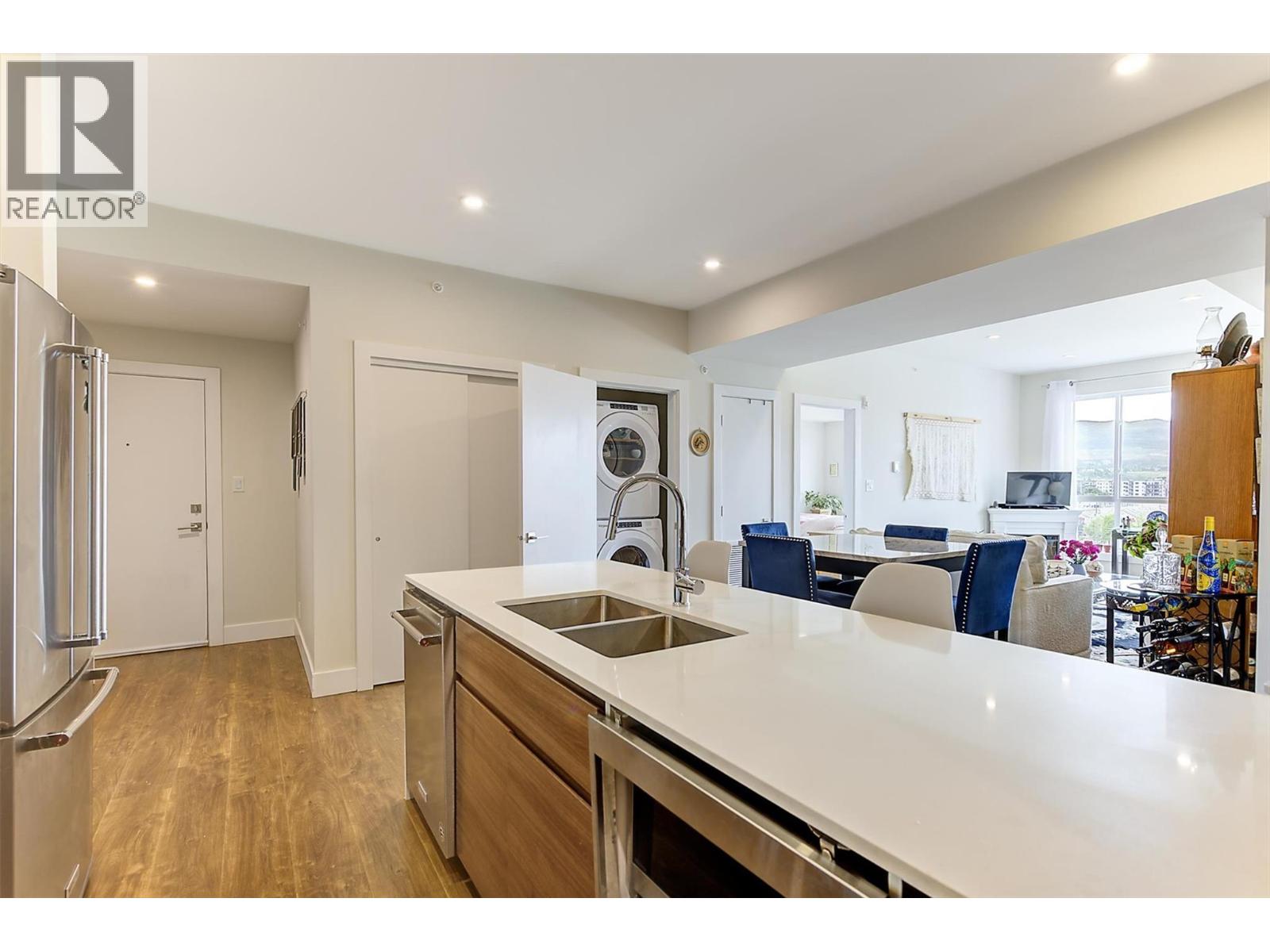 1925 Enterprise Way Unit# 608, Kelowna, British Columbia  V1Y 0J8 - Photo 2 - 10402043