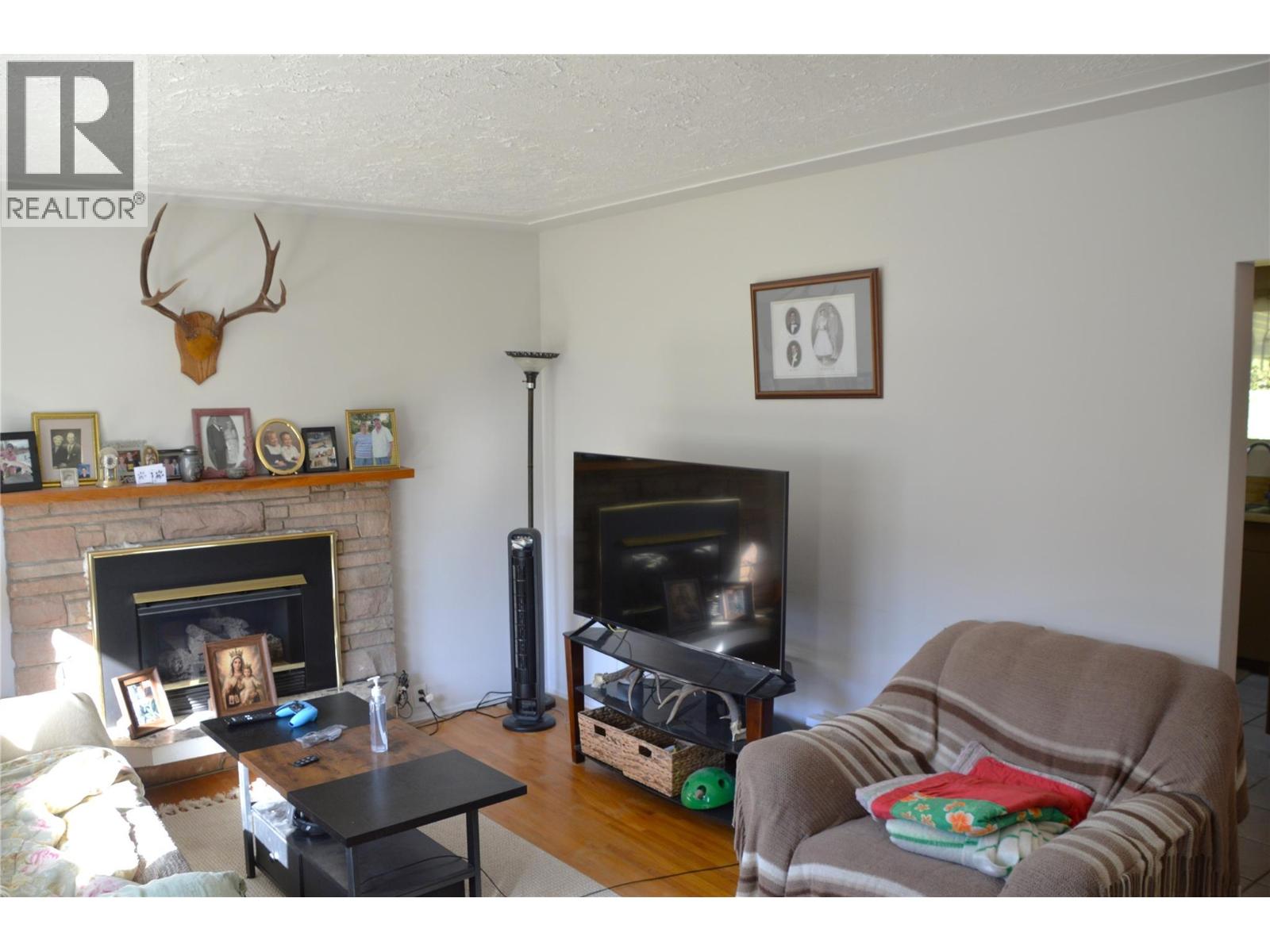 2022 Glenwood Drive, Kamloops, British Columbia  V2C 4G6 - Photo 16 - 10402172