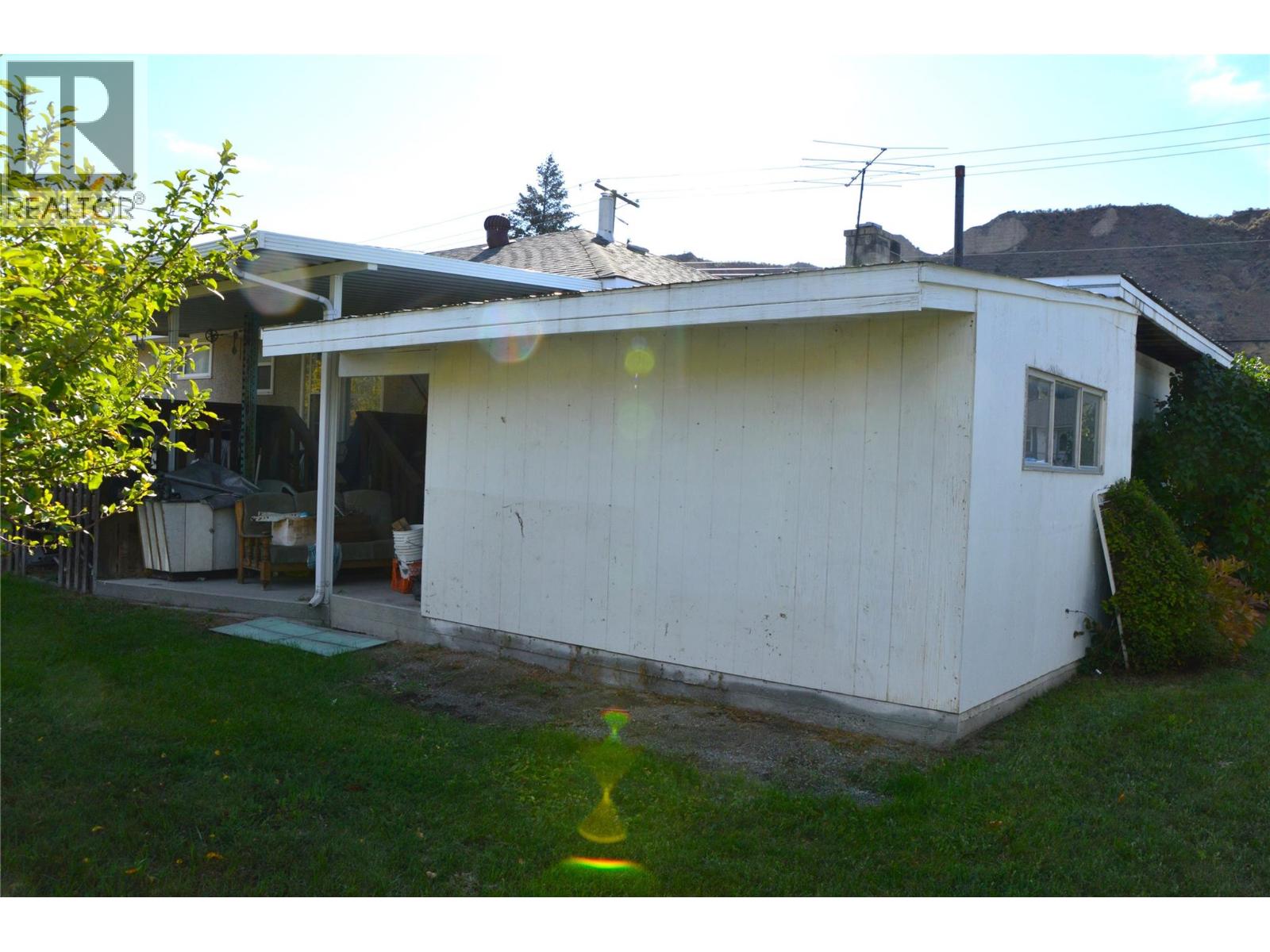 2022 Glenwood Drive, Kamloops, British Columbia  V2C 4G6 - Photo 26 - 10402172