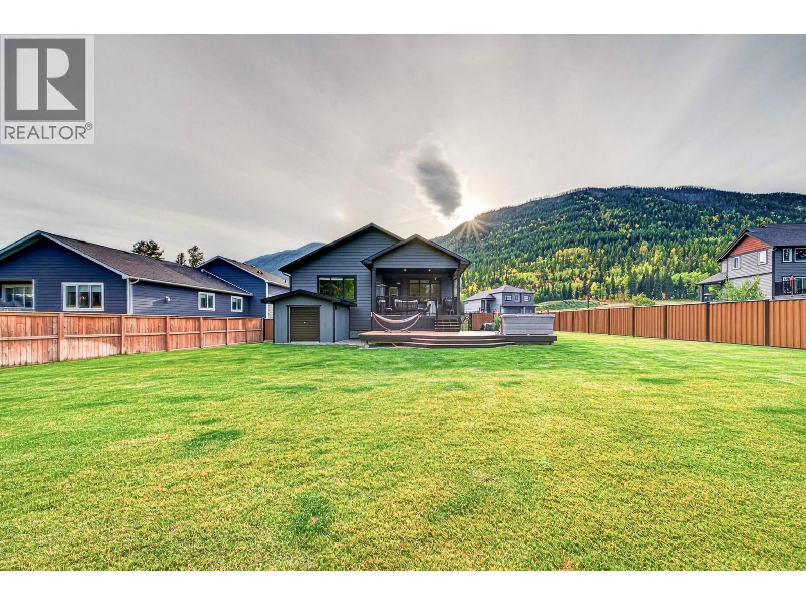 2141 Whiskey Jack Drive, Sparwood, British Columbia  V0B 2G2 - Photo 66 - 10399528