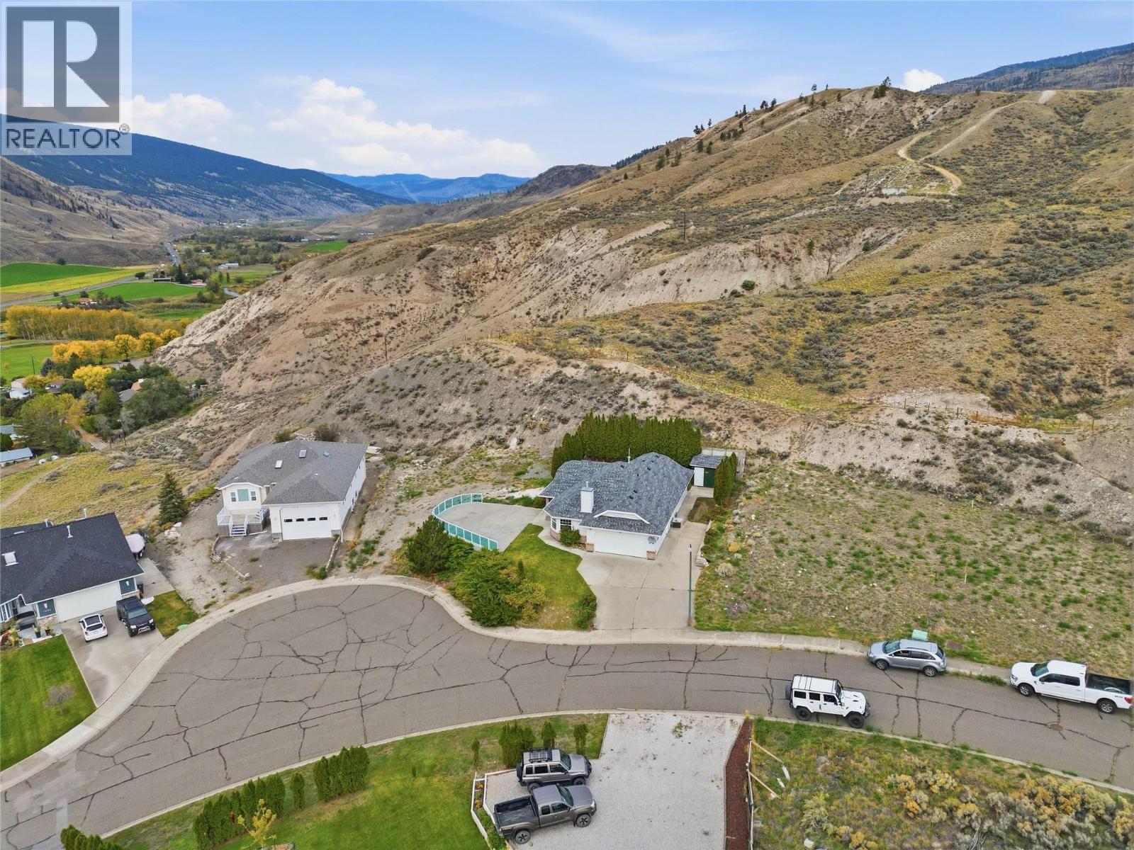 1398/1400 Semlin Drive, Cache Creek, British Columbia  V0K 1H0 - Photo 1 - 10402119