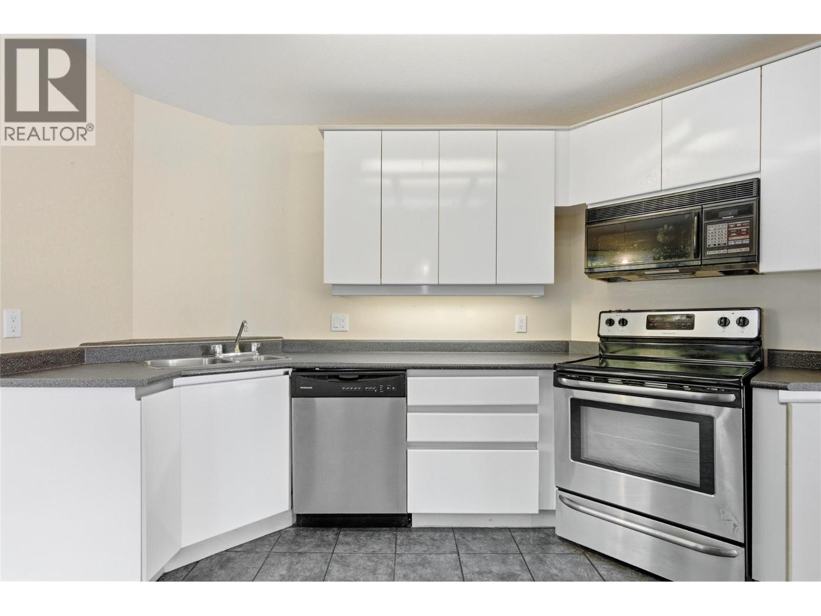 1398/1400 Semlin Drive, Cache Creek, British Columbia  V0K 1H0 - Photo 32 - 10402119