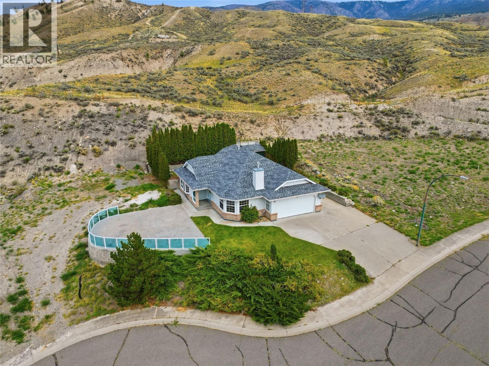 1398/1400 Semlin Drive, Cache Creek, British Columbia  V0K 1H0 - Photo 6 - 10402119