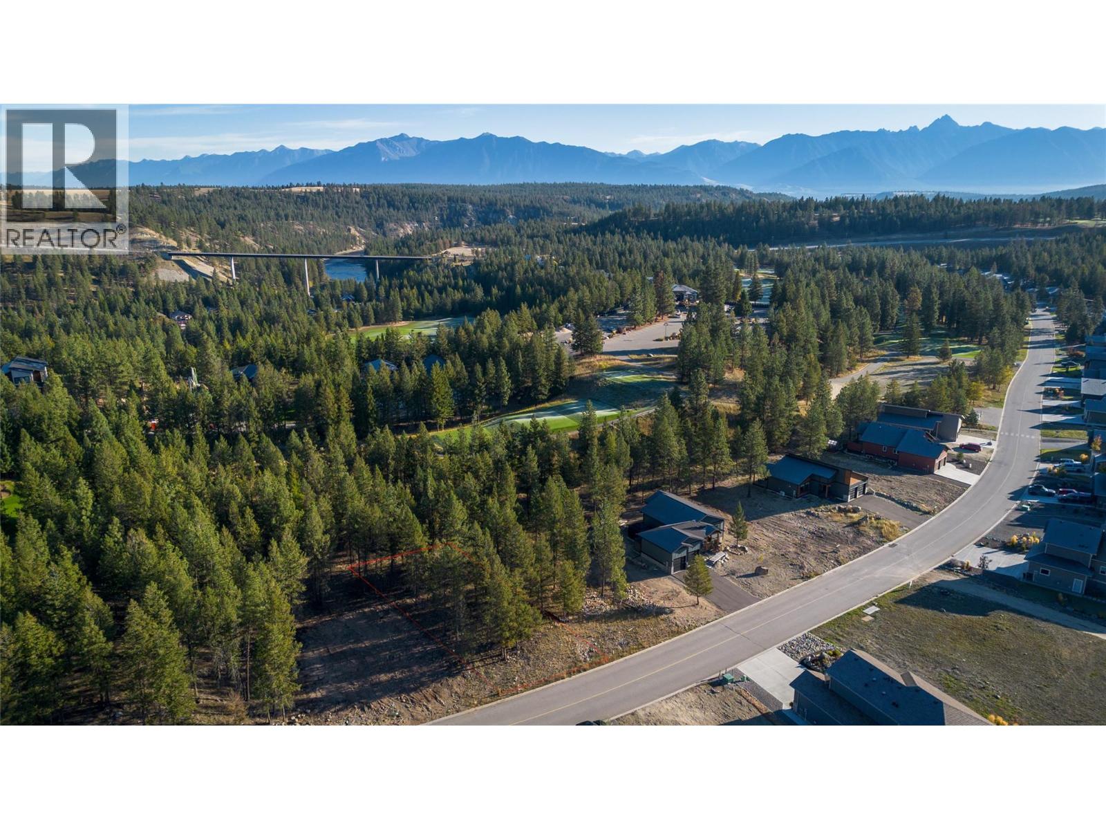 120 Shadow Mountain Boulevard, Cranbrook, British Columbia  V1C 7C3 - Photo 2 - 10402100