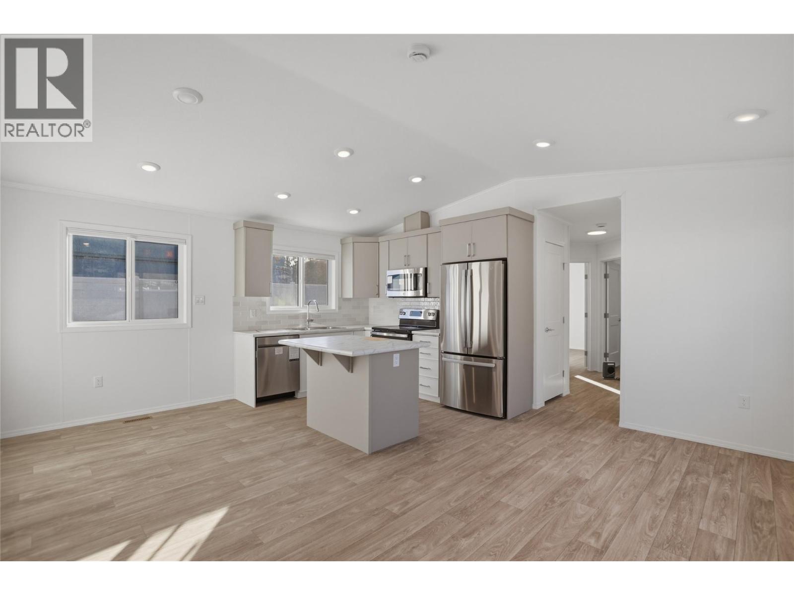 1375 Ord Road Unit# 69, Kamloops, British Columbia  V2B 7V3 - Photo 4 - 10402190