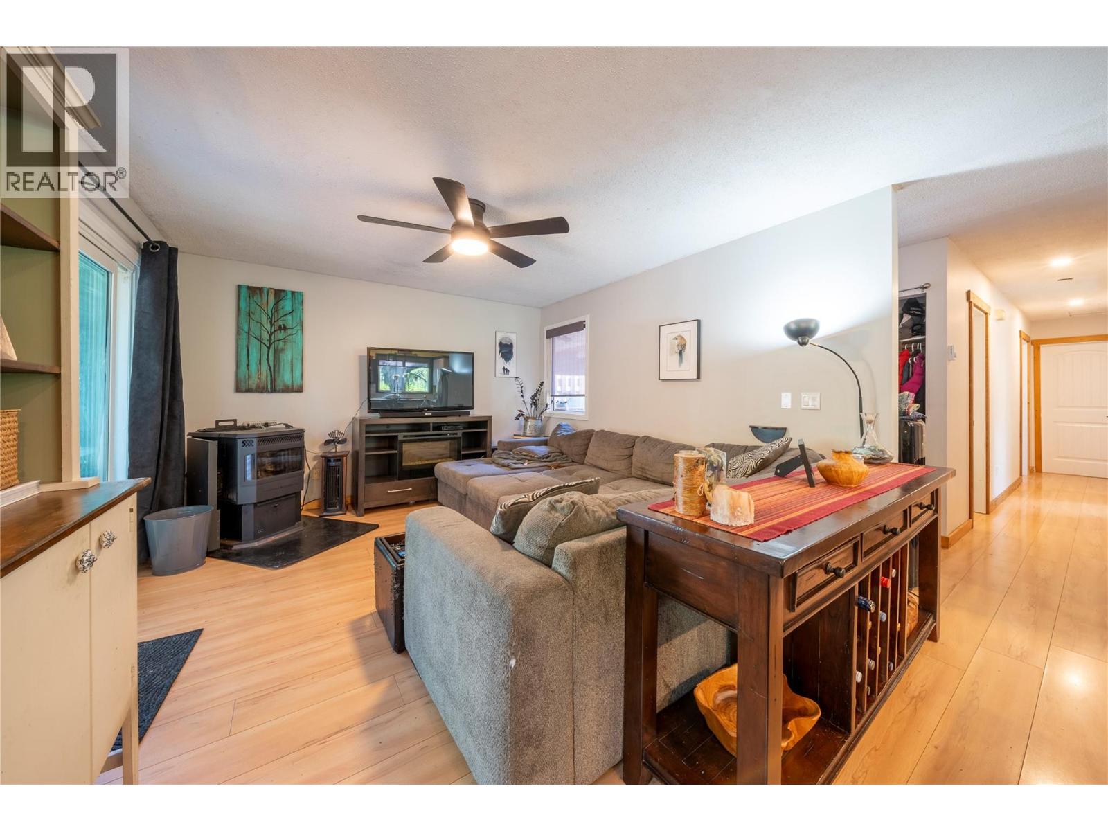 7117 Cahilty Road, Kamloops, British Columbia  V0E 5N0 - Photo 8 - 10402034