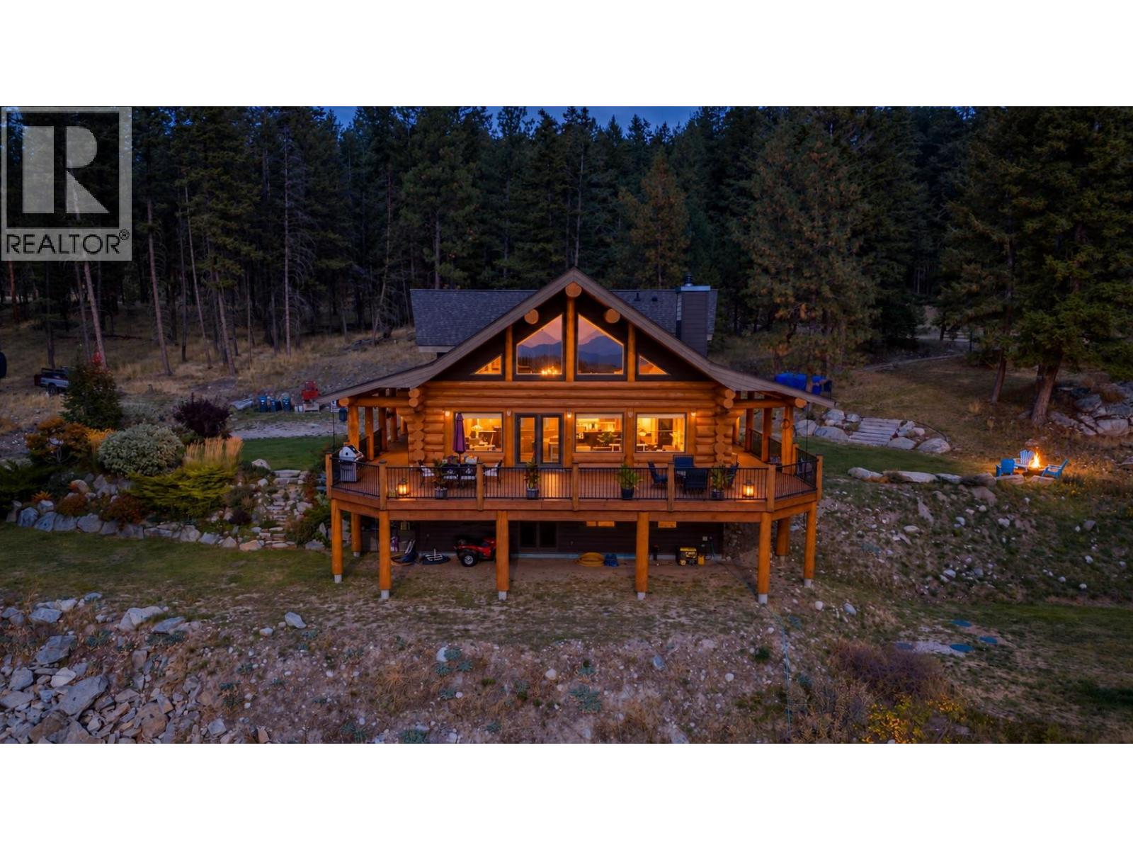 6470 Mckinney Road, Oliver, British Columbia  V0H 1T8 - Photo 3 - 10401613