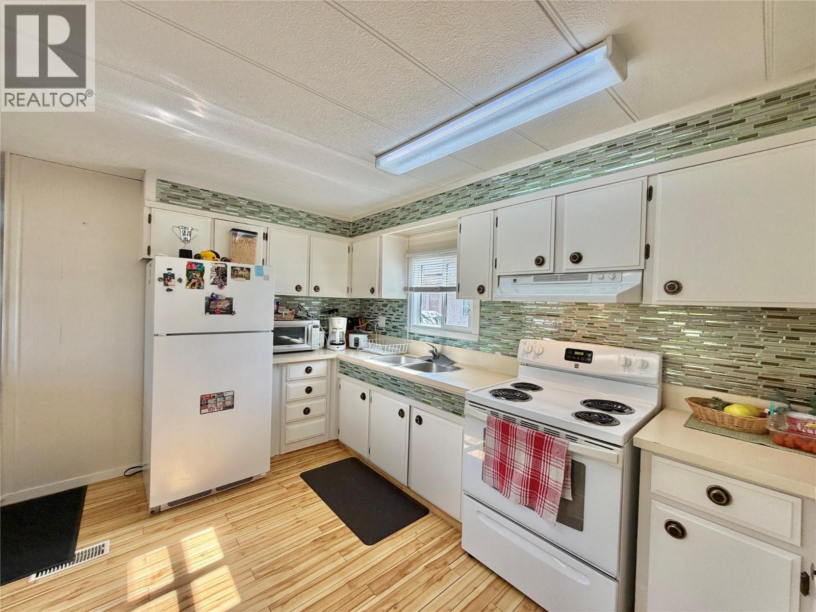9106 Main Street Unit# 8, Osoyoos, British Columbia  V0H 1V0 - Photo 2 - 10402163