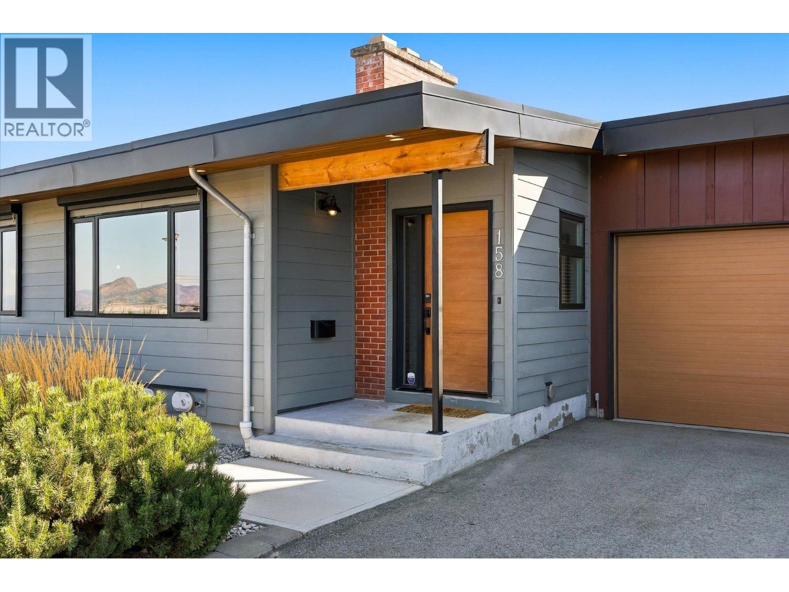 158 Grandview Street, Penticton, British Columbia  V2A 4E4 - Photo 3 - 10400998