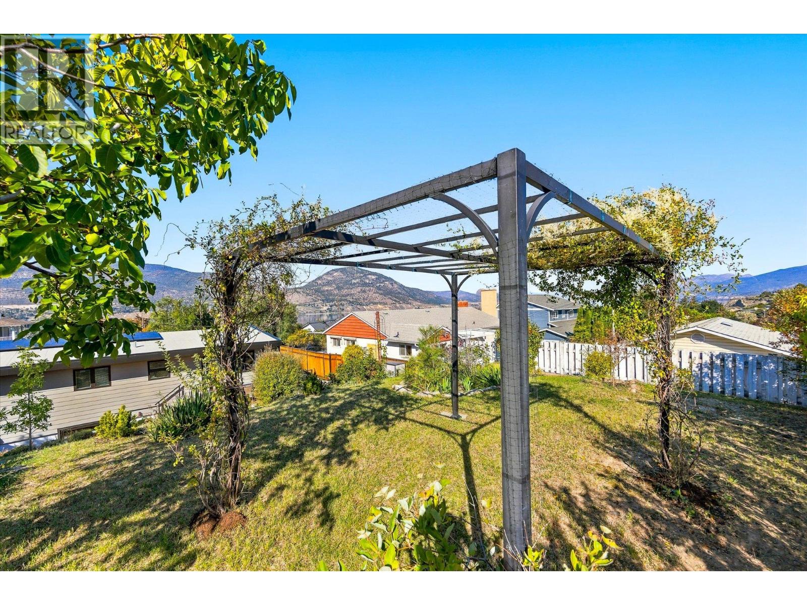 158 Grandview Street, Penticton, British Columbia  V2A 4E4 - Photo 39 - 10400998