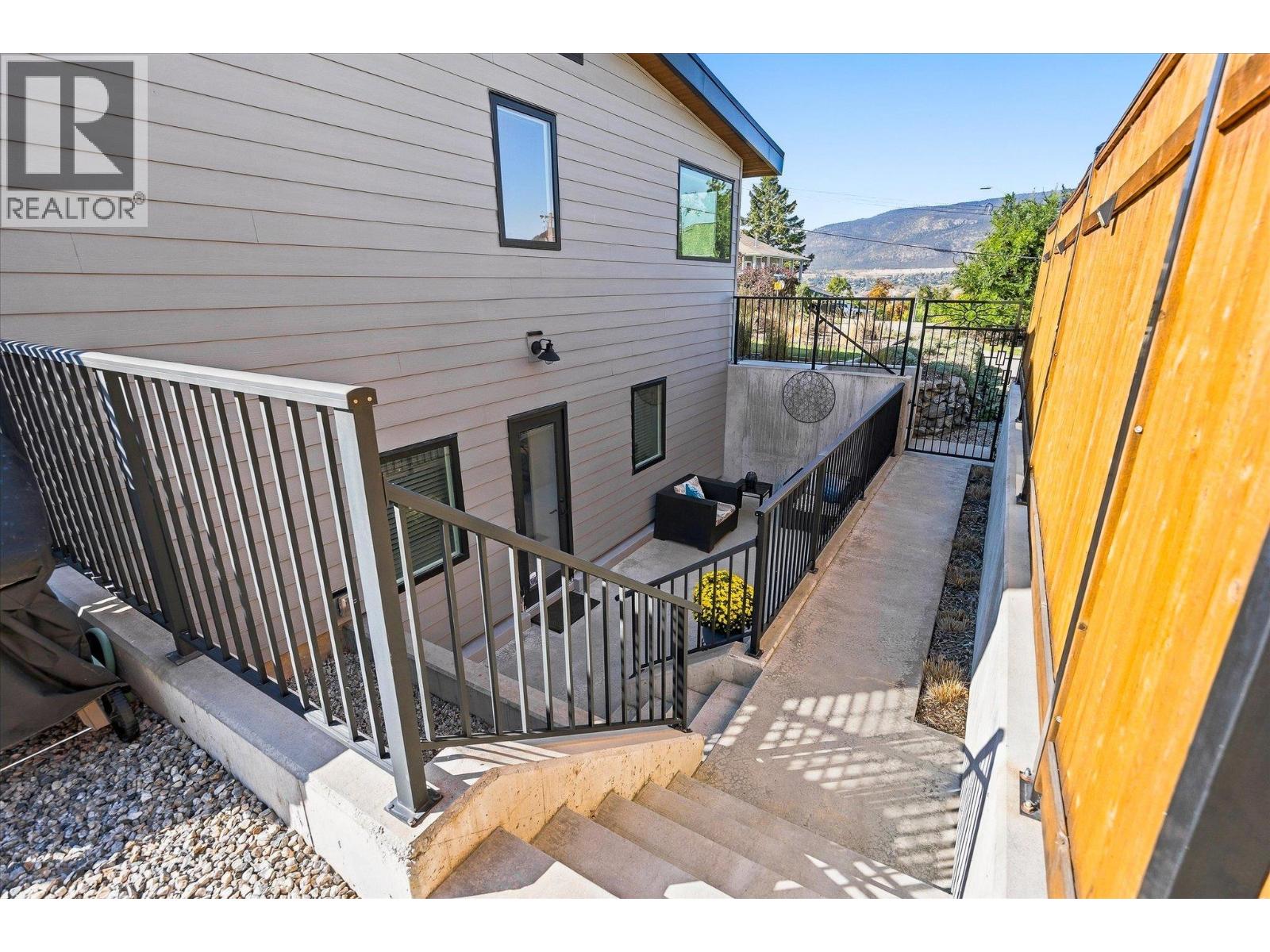 158 Grandview Street, Penticton, British Columbia  V2A 4E4 - Photo 42 - 10400998