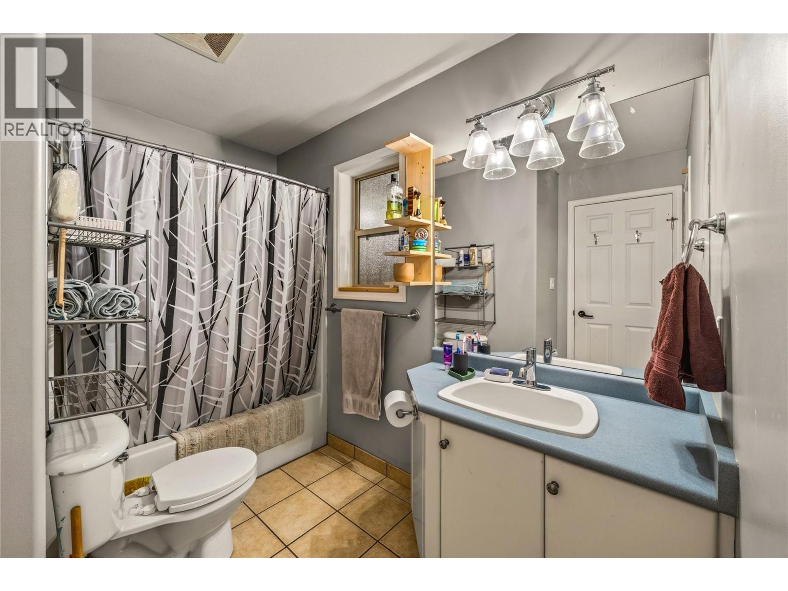 213 Tamarac Avenue, Kaleden, British Columbia  V0H 1K0 - Photo 23 - 10402063