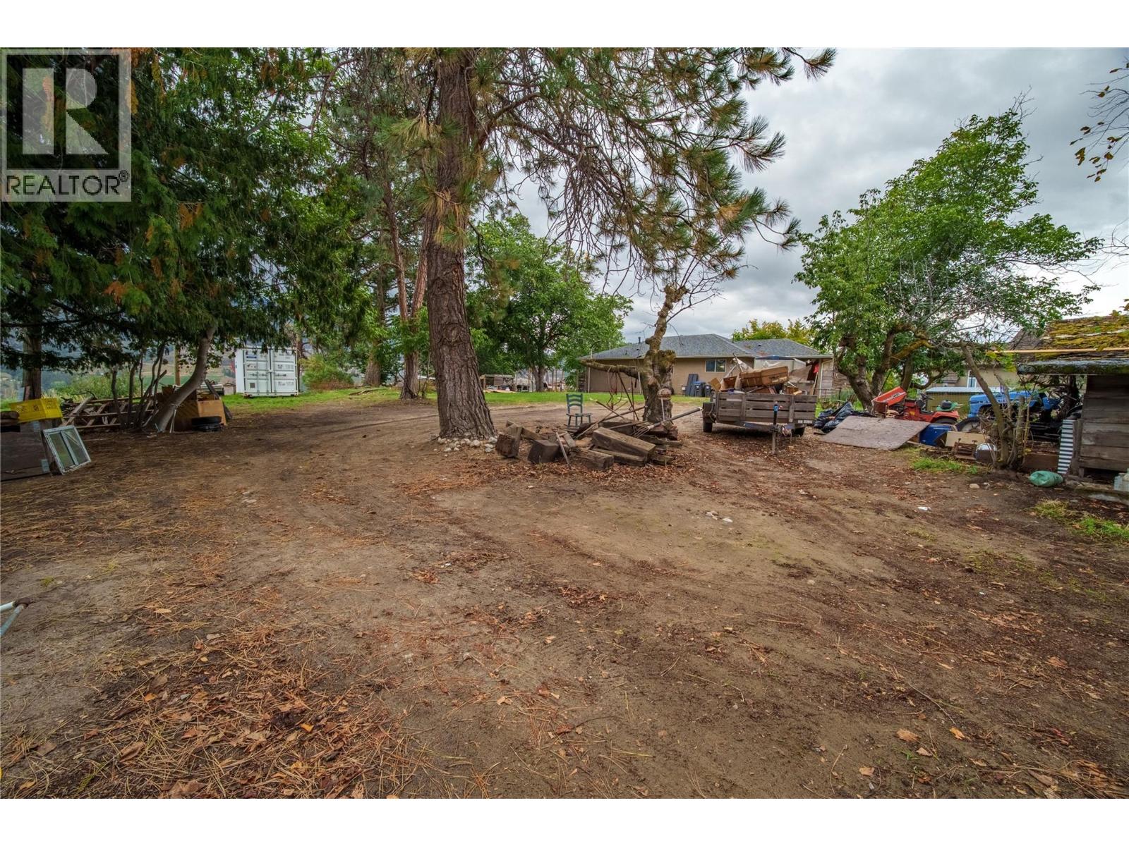 213 Tamarac Avenue, Kaleden, British Columbia  V0H 1K0 - Photo 37 - 10402063
