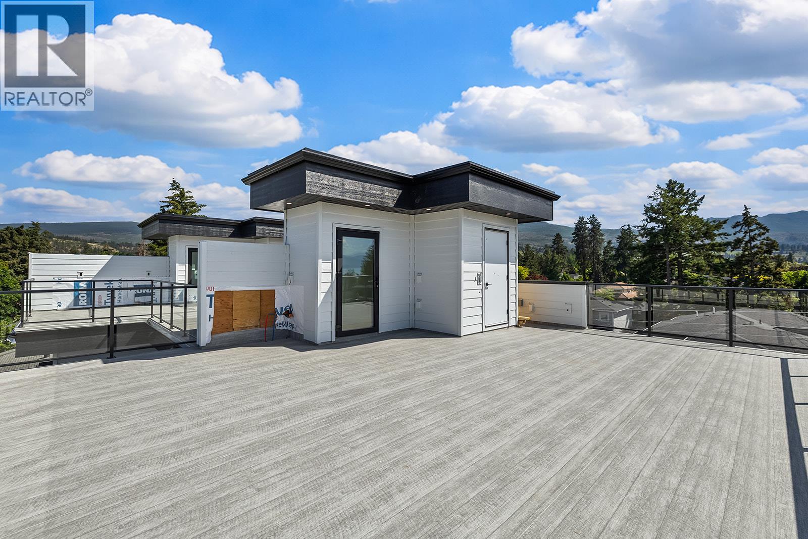 4499 Walker Road, Kelowna, British Columbia  V1W 1G8 - Photo 33 - 10402029