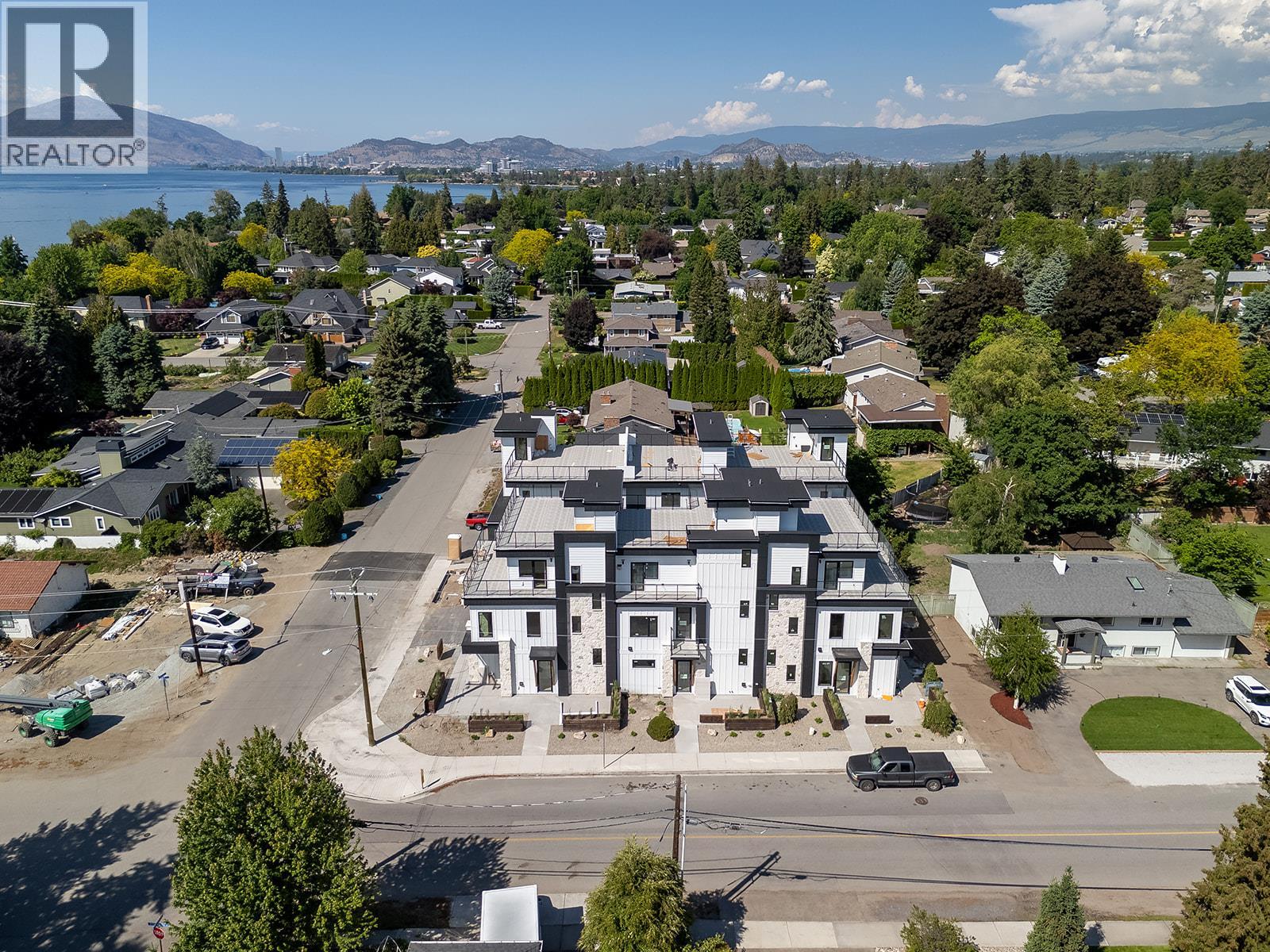 4499 Walker Road, Kelowna, British Columbia  V1W 1G8 - Photo 48 - 10402029